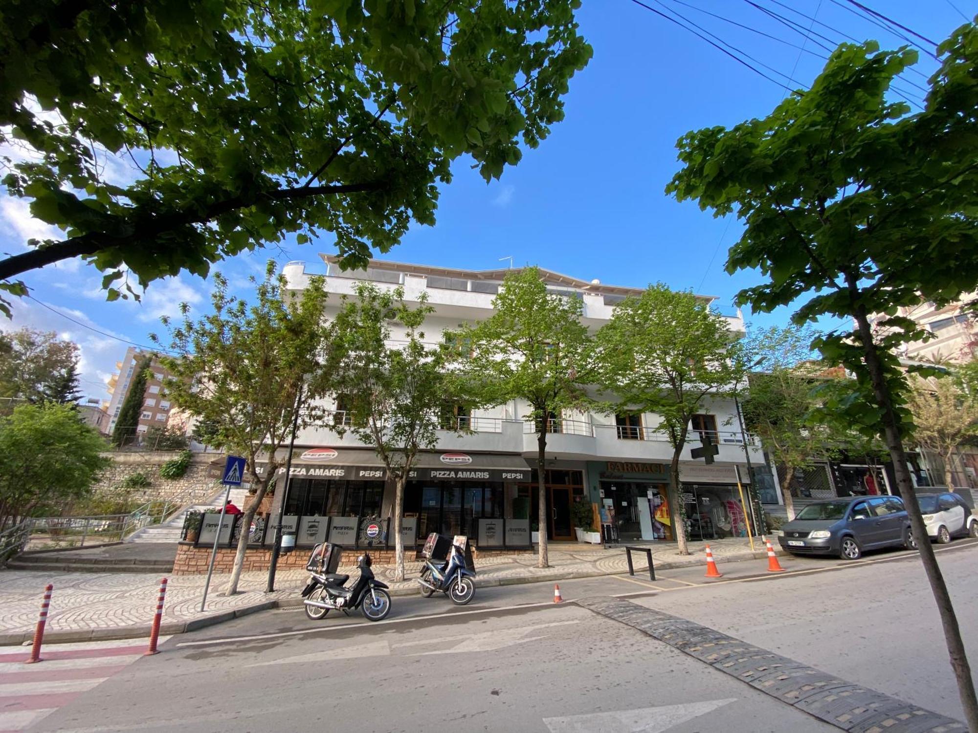 Hotel Metali Sarande Exterior photo